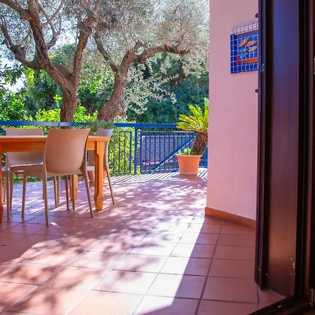 Solemar Sicilia - Mariù Villa *