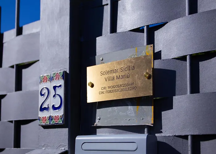 Solemar Sicilia - Mariu Villa Palermo