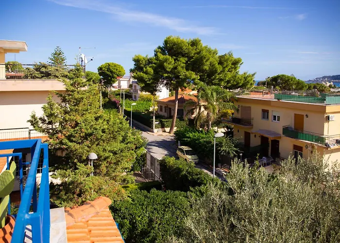 Solemar Sicilia - Mariu Villa Palermo